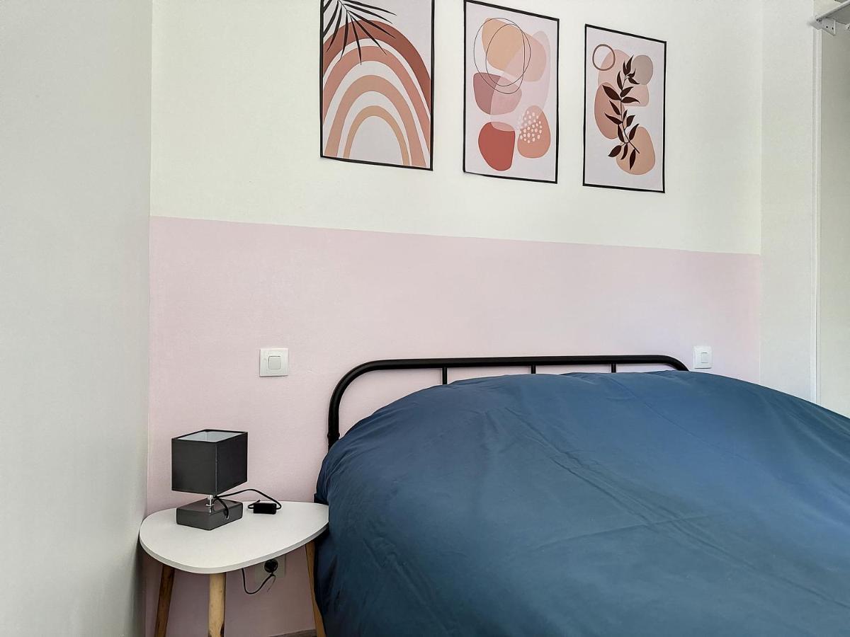 Charmant Appartement Avec Terrasse Parking Ispagnac Exterior foto